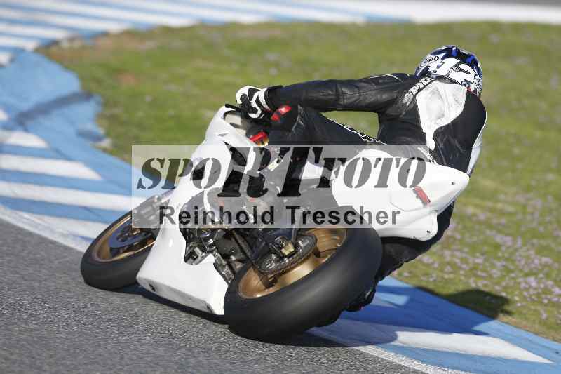 Archiv-2025/01 24.-27.01.2025 Moto Center Thun Jerez/rot-red/backside